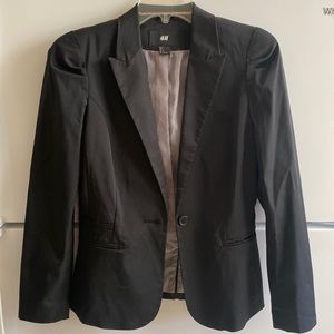 Like new black blazer